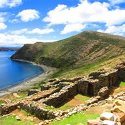 Isla Del Sol Traverse (Bolivia)